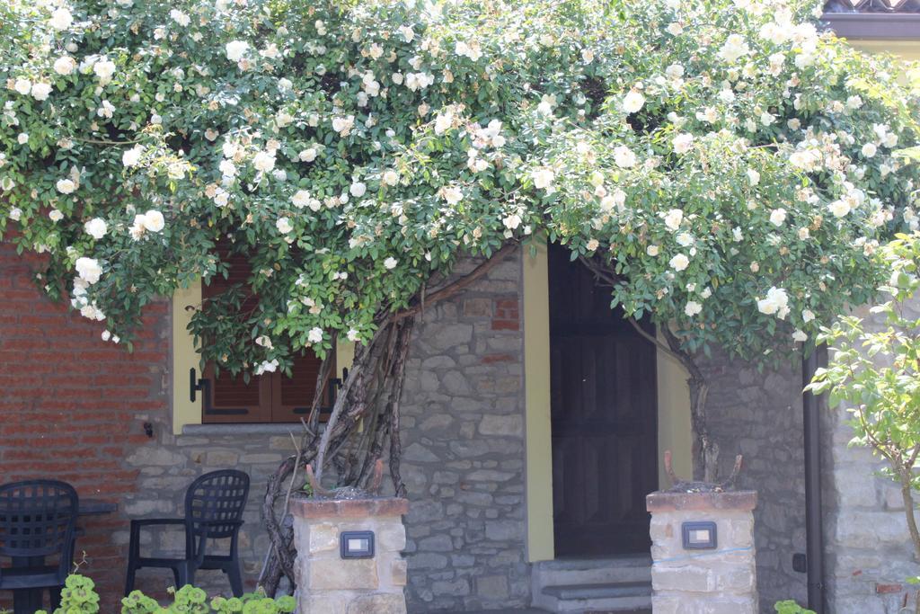 La Casa Di Valerio Villa Montabone Dış mekan fotoğraf