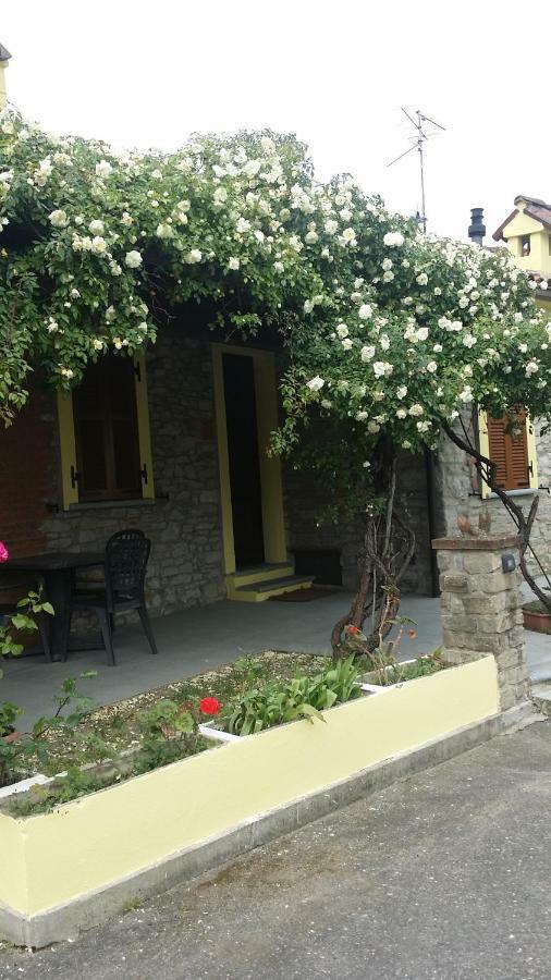 La Casa Di Valerio Villa Montabone Dış mekan fotoğraf